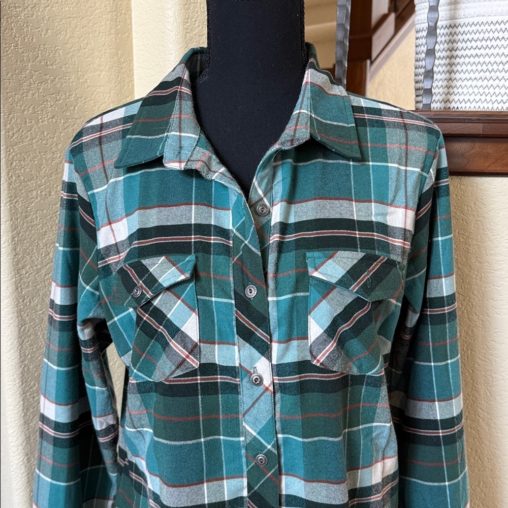 Kuhl Flannel Shirt or Shacket - Picture 2 of 6